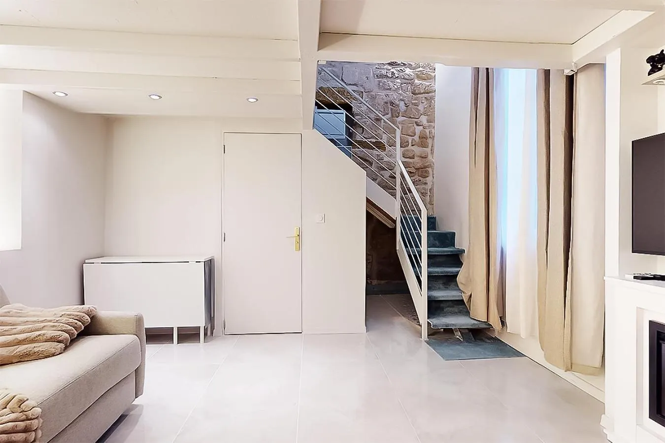 Evasion Sensorielle A L'Ile Saint Louis Notre Dame De Paris Apartment France